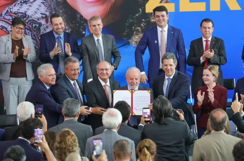  Promessa cumprida: isenção de ir até r$ 5 mil vira lei