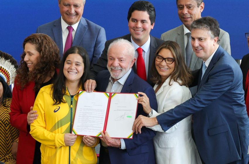  Lula propõe criação de universidades federais indígena e do esporte