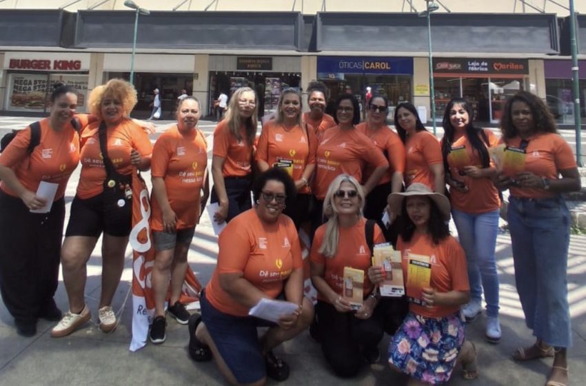  8ª Caminhada pelo fim da violência contra mulheres e meninas reúne participantes em Osasco