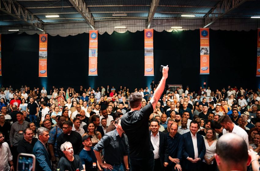 Multidão lota evento de Danilo Joan e fortalece união entre autoridades para o futuro do Brasil