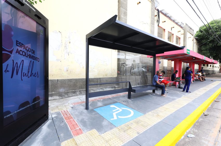  Prefeito de santos veta totens de apoio a mulheres em pontos de ônibus