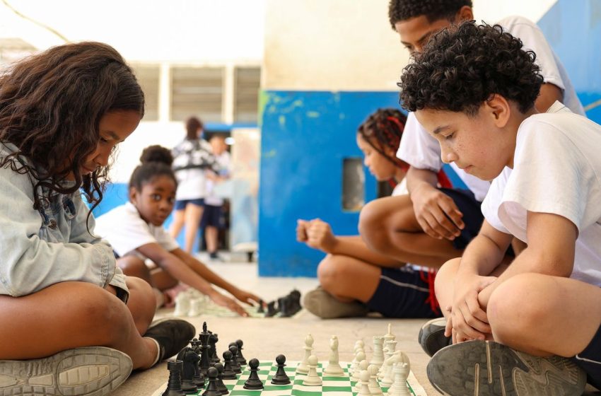  Comissão da Câmara aprova novo PNE, com 10% do PIB para educação
