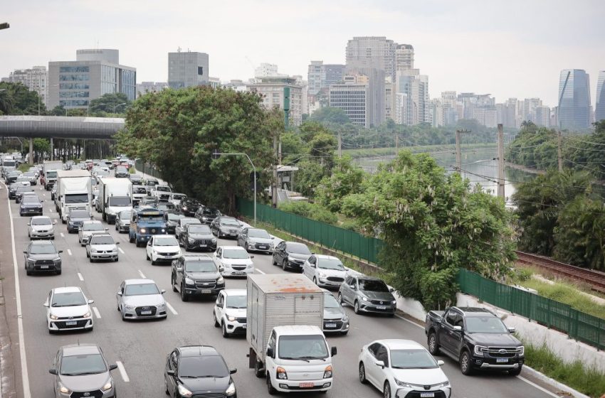  Detran-SP moderniza exame de CNH, autoriza carro automático e retira etapa de baliza