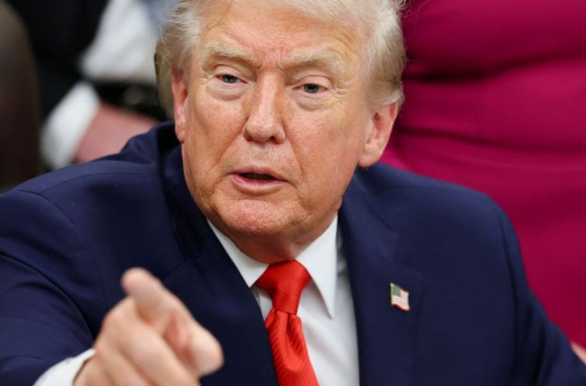  Trump ameaça com tarifas aliados por apoio à compra da Groenlândia