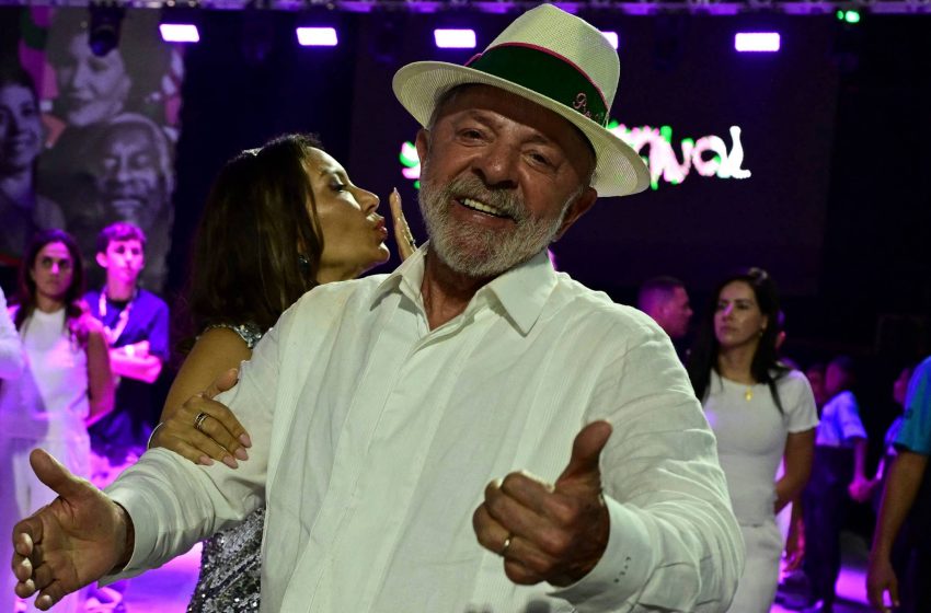  Desfile em homenagem a Lula pode gerar condenação eleitoral