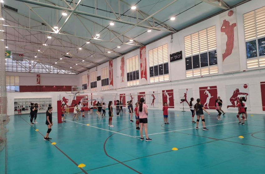  Osasco abre inscrições para núcleos femininos de vôlei e basquete  