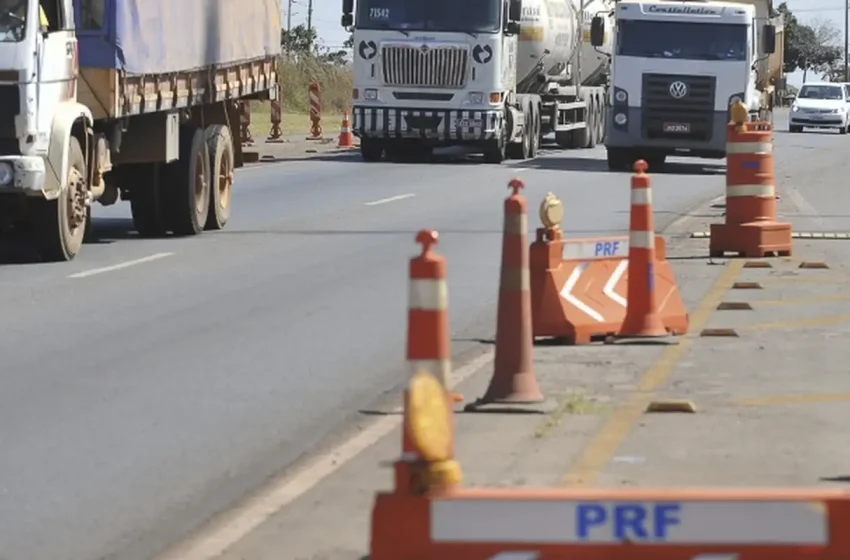  Quase 44% das mortes nas estradas envolvem veículos de carga