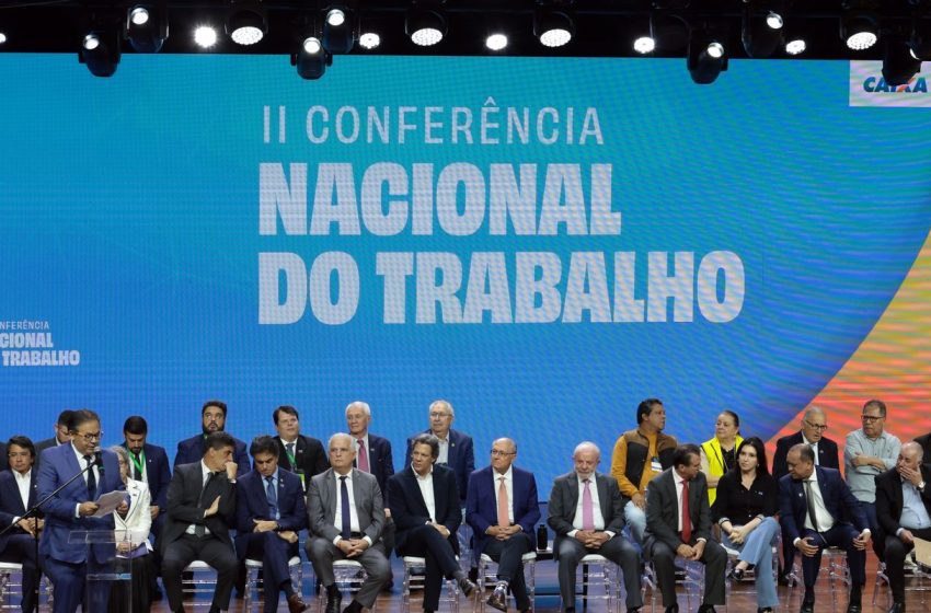  Lula e Tebet defendem fim da escala 6×1 sem corte salarial
