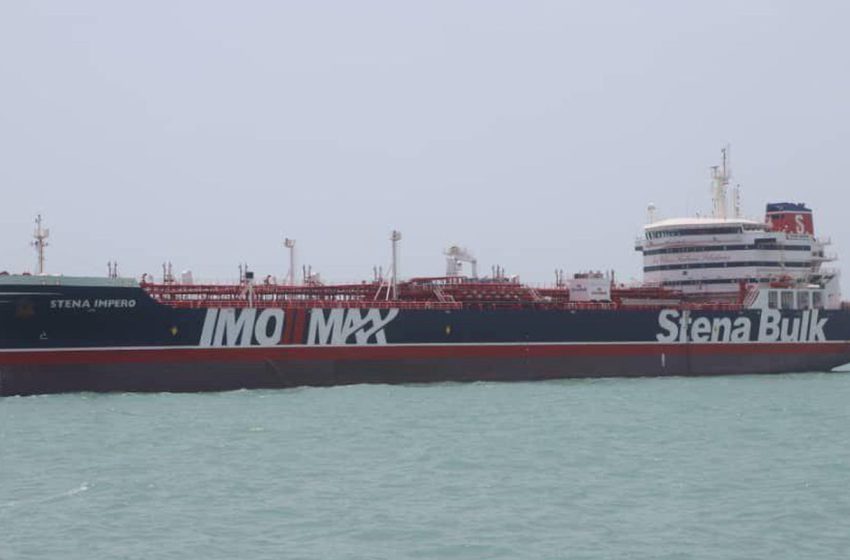  Irã ameaça fechar Estreito de Ormuz por bloqueio naval dos EUA