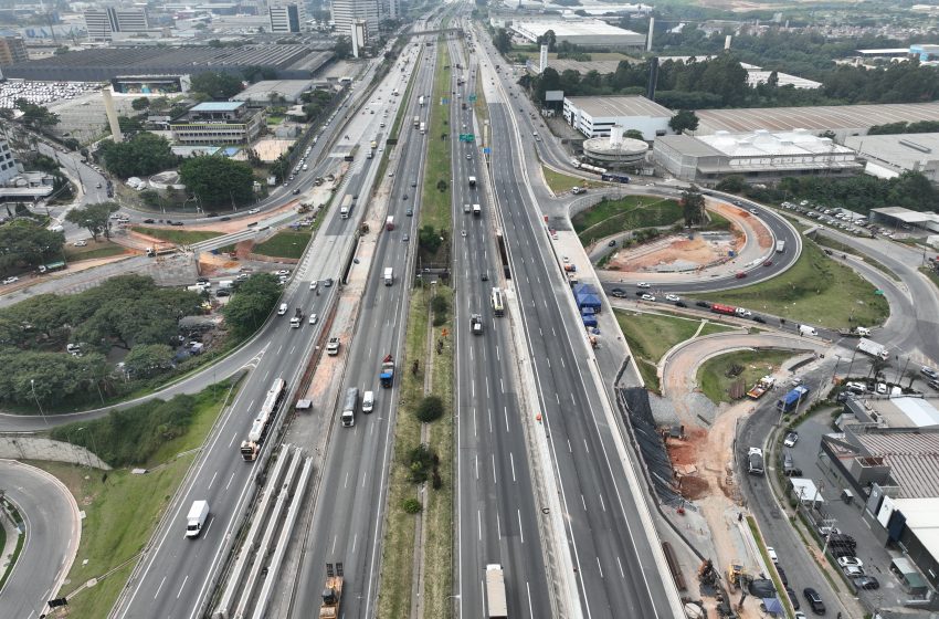  ViaOeste mantém atuação contínua em obra emergencial na alça de acesso do km 23 na Castello Branco (SP-280)