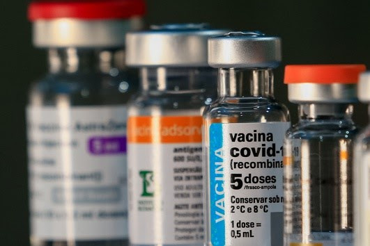  São Paulo recebe mais de 500 mil doses da vacina contra a covid-19