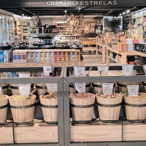  Pinhão, canjica, pipoca e amendoim a granel: Empório Quatro Estrelas aposta em festa junina inclusiva para todas as restrições alimentares